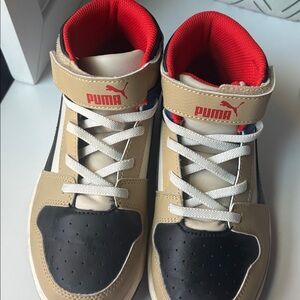 Puma High-Tops with Red and Tan Highlights